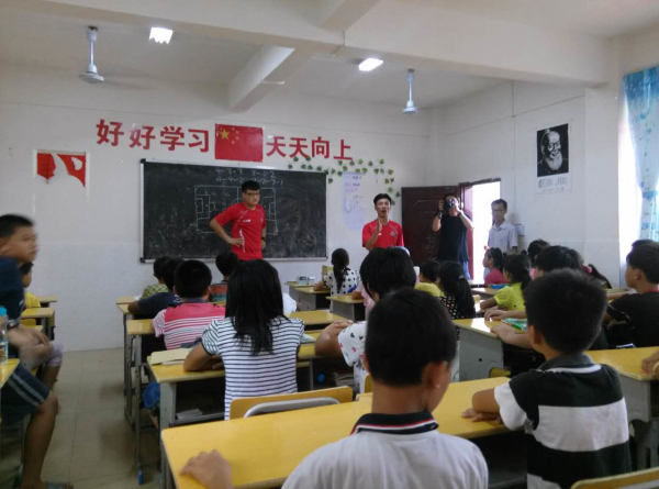第三届中国社区足球联赛启动(图1)